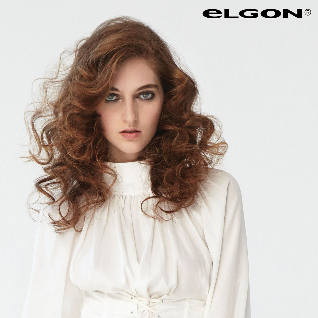 Dalle proteine della soia ad Affixx: ecco la linea Elgon che valorizza anche i capelli ricci